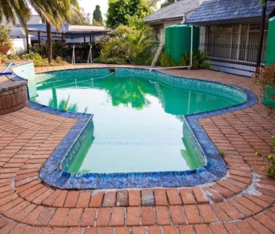 10 Bedroom Property for Sale in Dan Pienaar Free State